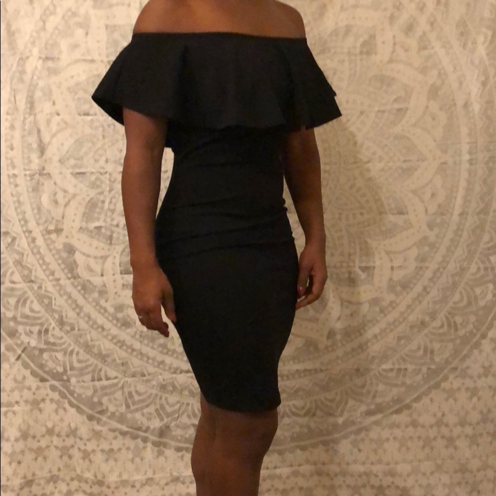 😍Bodycon off the shoulder dress😍